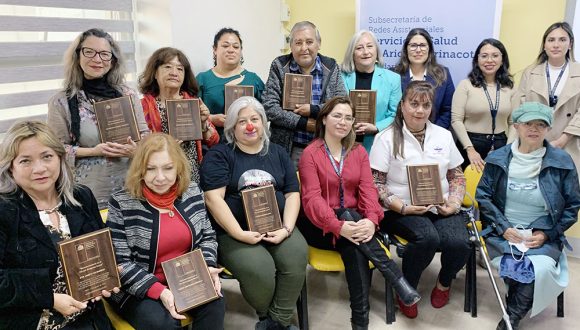 Servicio de Salud Arica y Parinacota entregó distinciones en el mes del dirigente social