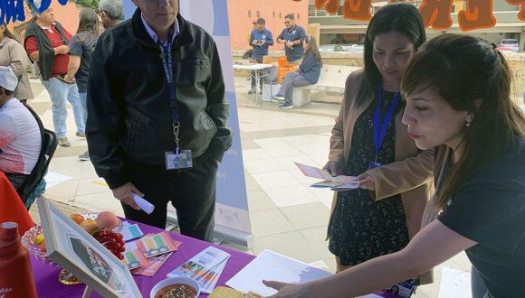 Arica: Municipio, servicio de salud y SEREMI celebraron el Mes del Corazón con feria comunitaria